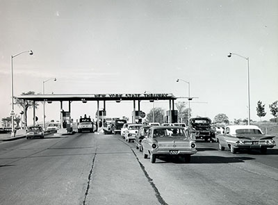 historical-cars-at-toll-booths