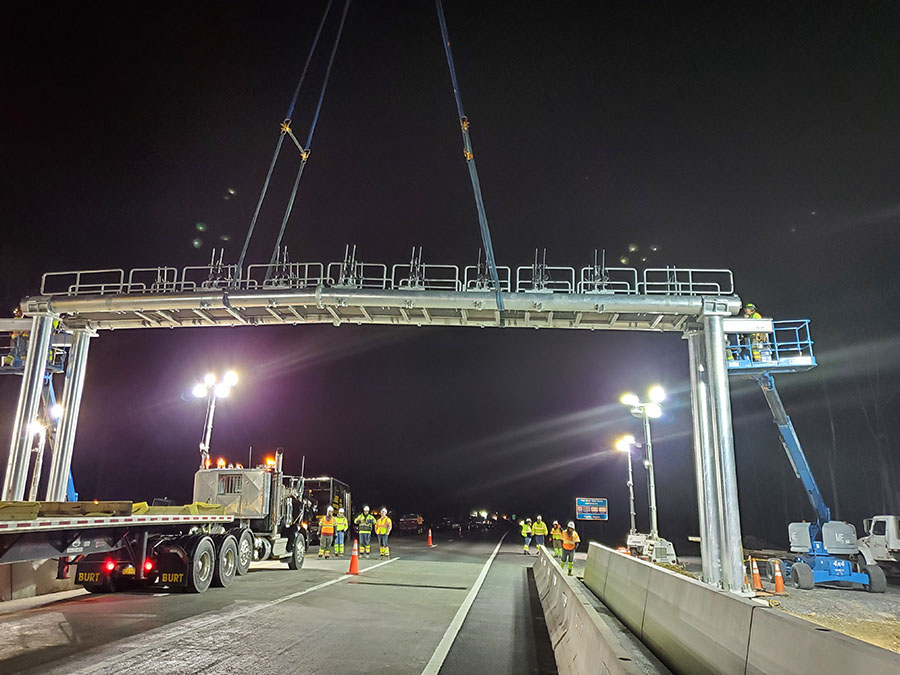 Gantry installation at mile post 139, between exit 23 and 22, April 2020