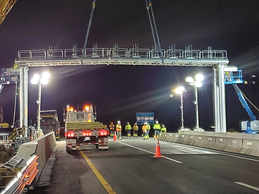 Gantry installation at mile post 139, between exit 23 and 22, April 2020