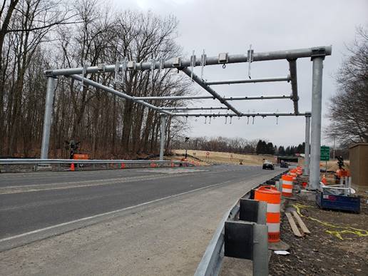 Exit 22 Gantry Installation, Feb. 2020